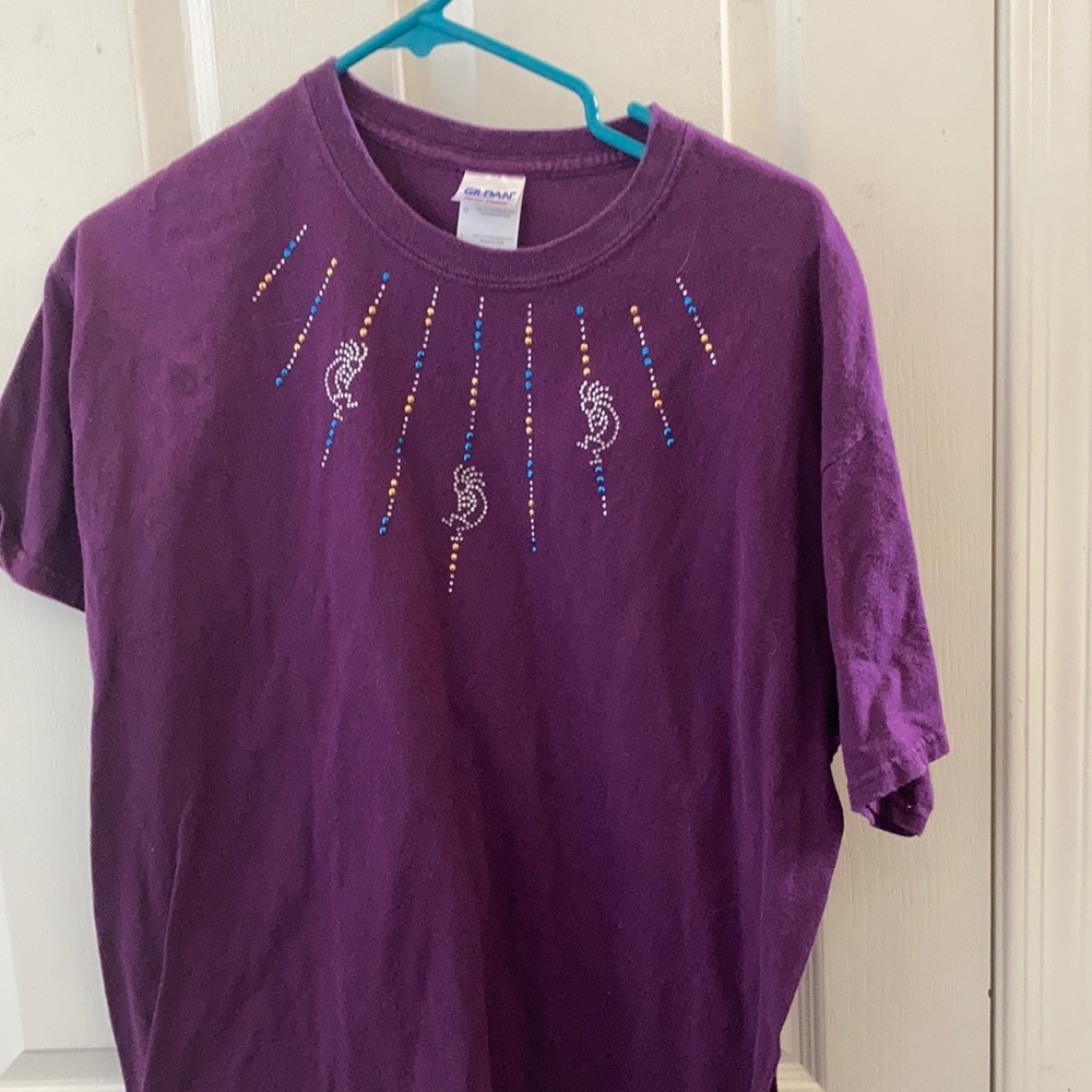 FINAL MARKDOWN DECORATIVE ladies gildan tee large